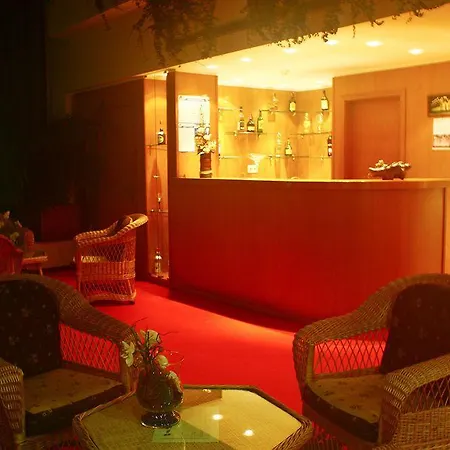 Termas Taipas 酒店 吉马良斯